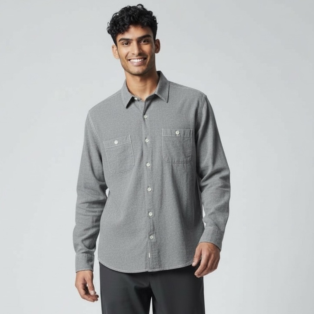 Tommy Bahama 100% soft  cotton longsleeved button down shirt Dove Grey